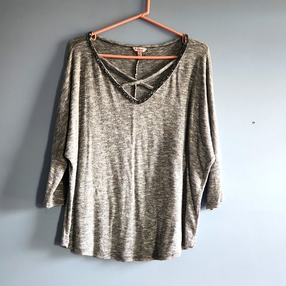 Ladies blouse sweater